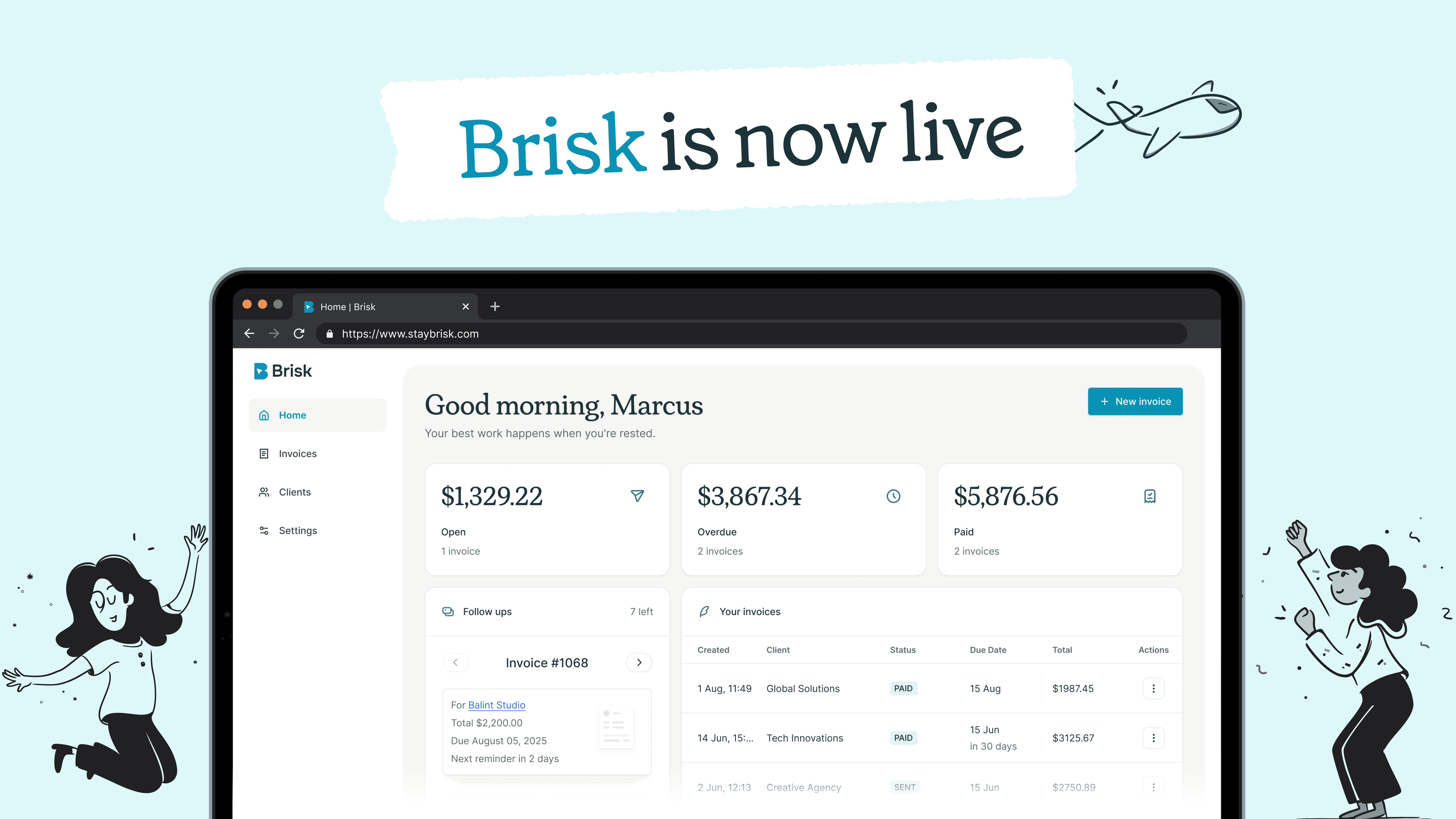 Freelancer comparing pricing models