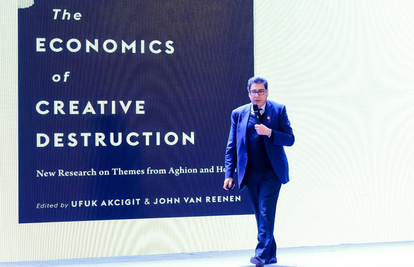 Philippe Aghion speaking at the Central University of Finance and Economics, Beijing, 14 November 2025