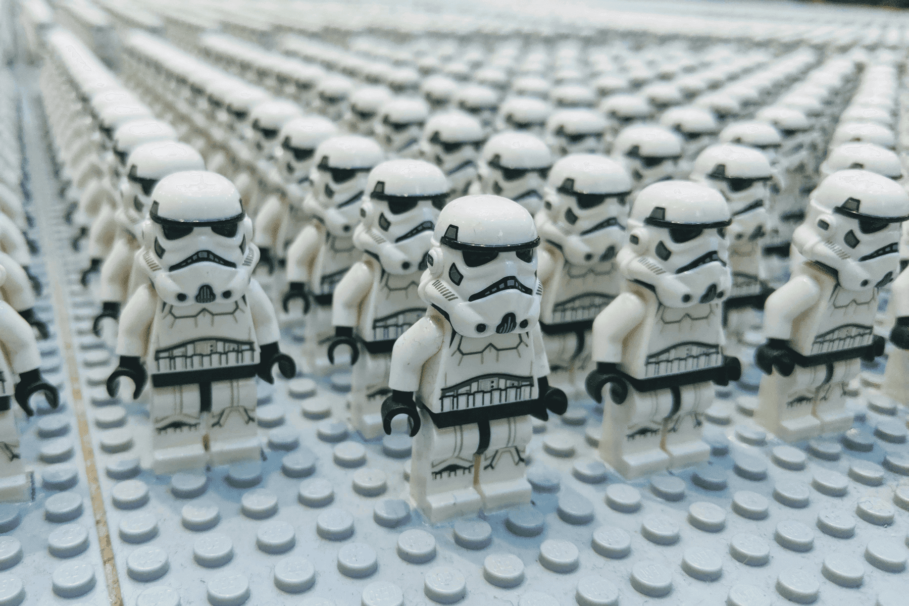 cover-ai-security-agents-test-governance (https://unsplash.com/photos/lego-star-wars-troopers-toys-0SjpPAu64tQ)