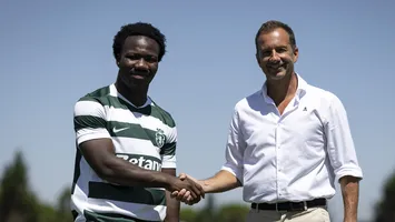 Oficial: Nestory Irankunda é reforço do Sporting e assina até 2031