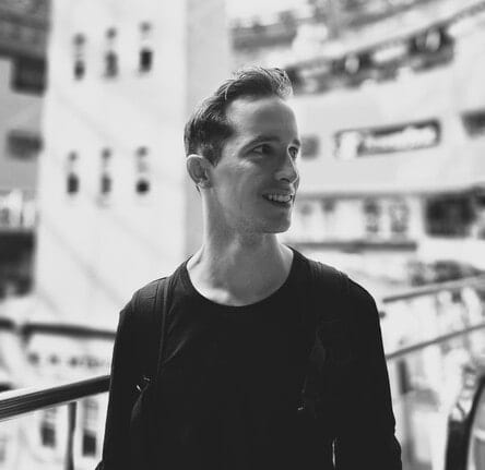 Portrait of Aidan Looker, Melbourne-based website designer at Team Pixel