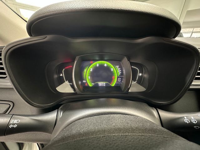 RENAULT Kadjar 2018 WHITE Gebrauchtwagen - Galeriebild 8