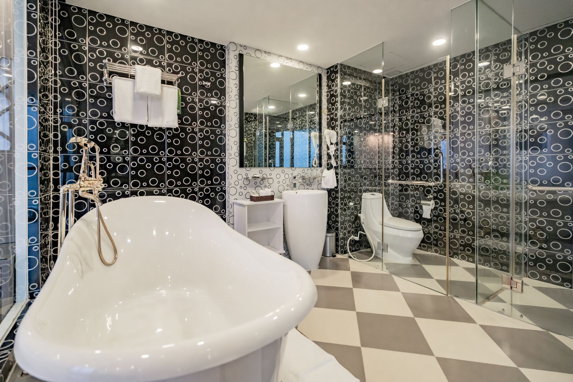 Deluxe Front Sea View