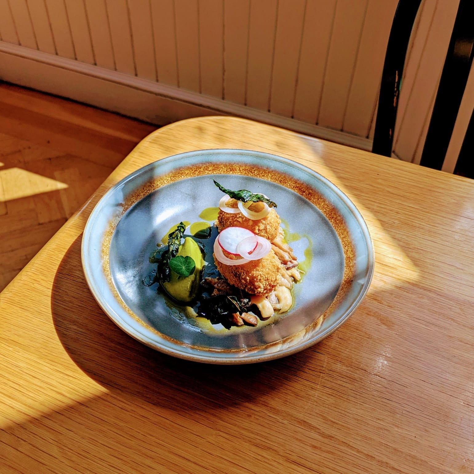 Roasted cauliflowe bites