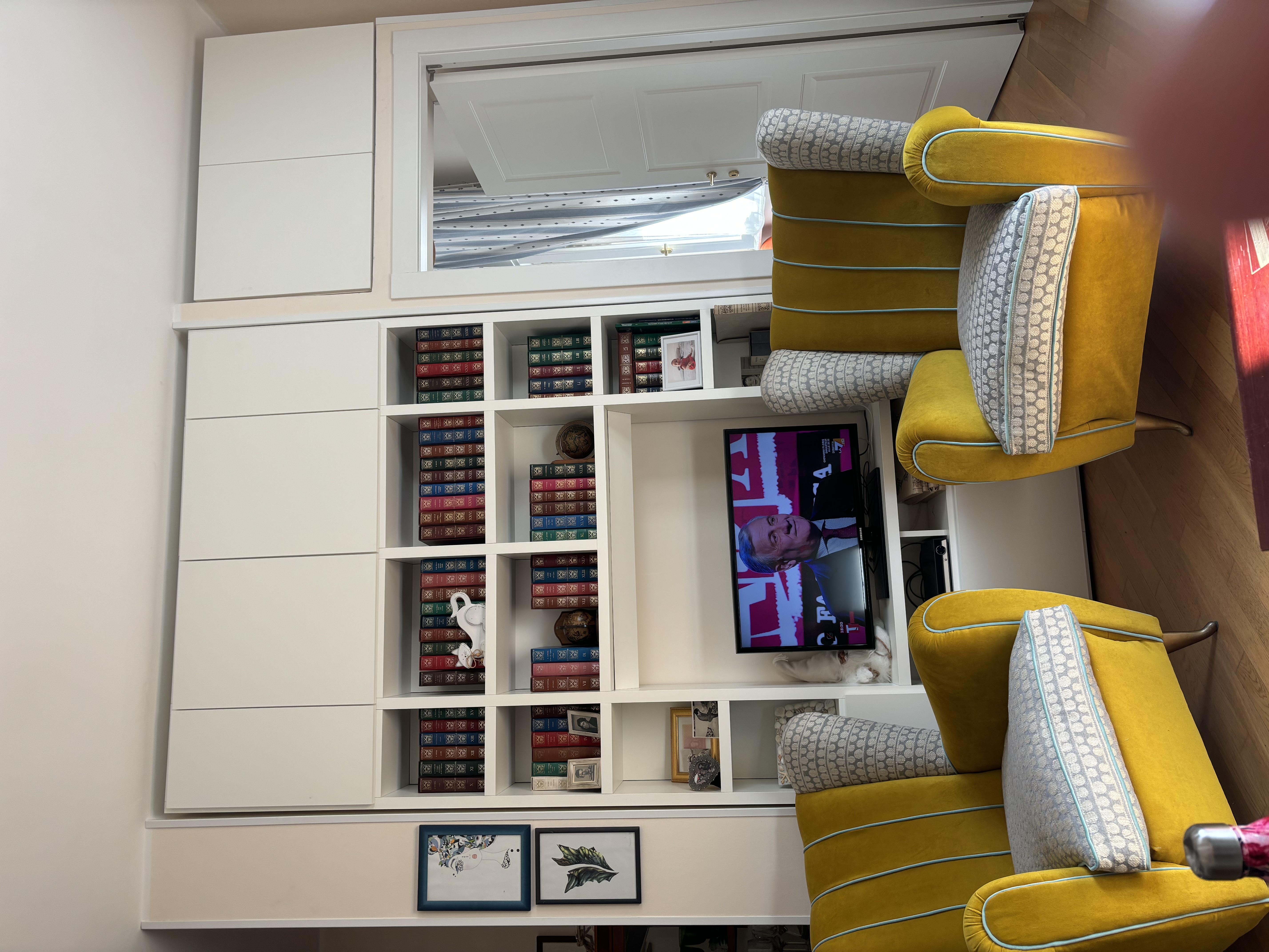 Image of wooden table