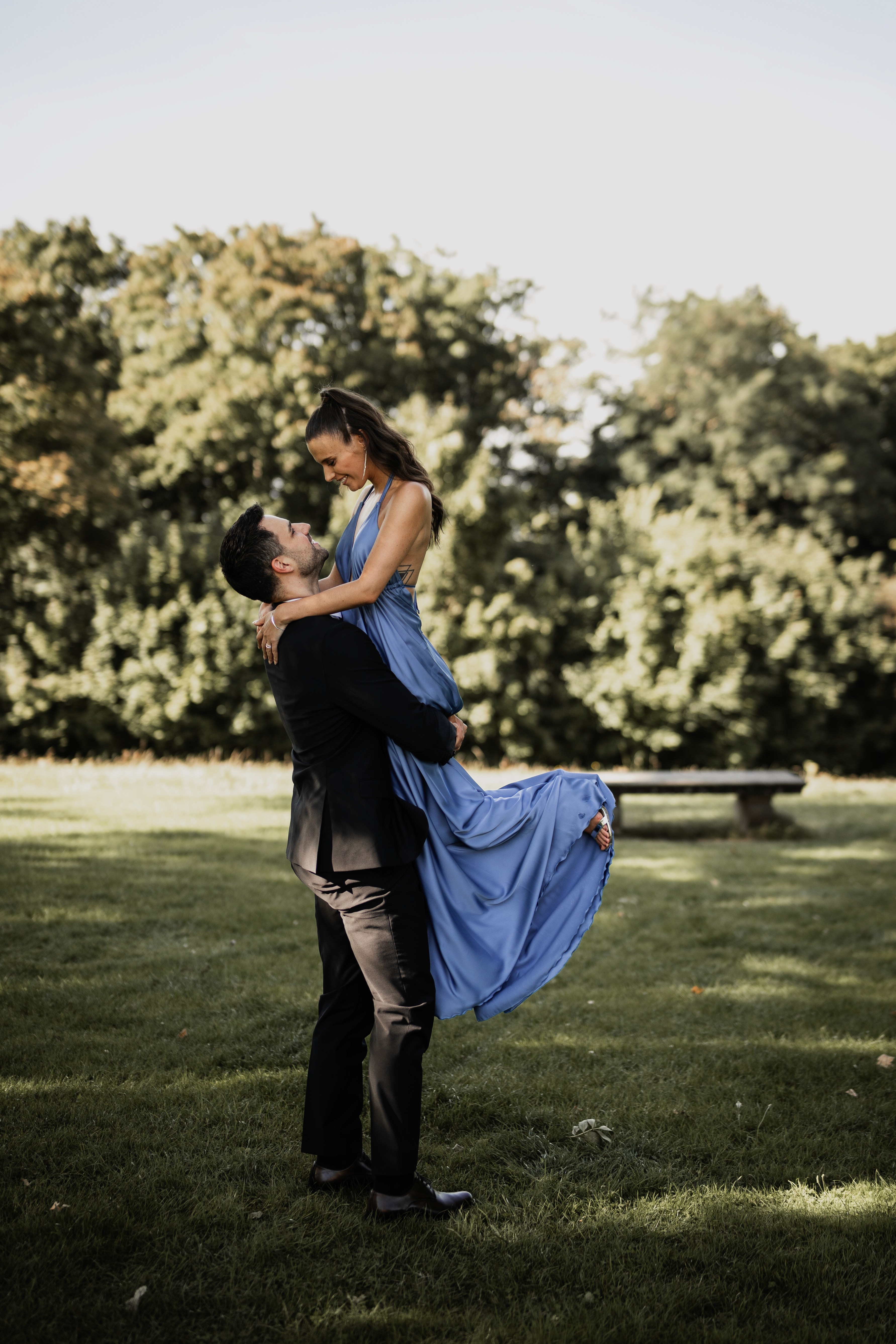 Paarshooting Pose bei Fotoshooting in Stuttgart