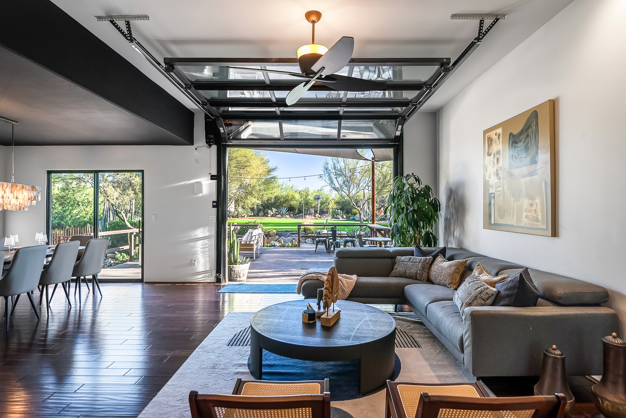 Woman aesthic photo with sunshine