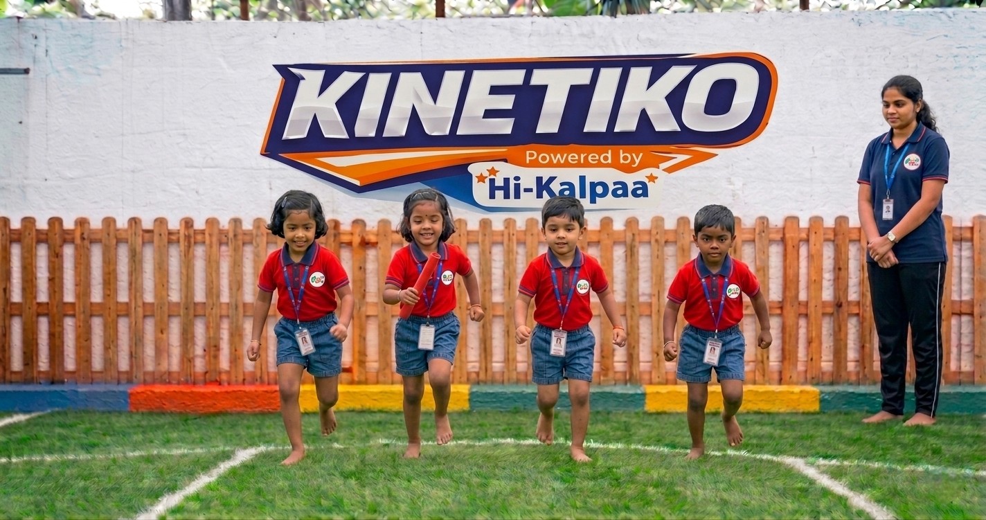 Dynamic picture of a cyclist riding downhill