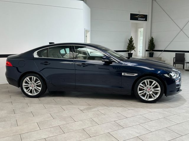JAGUAR XE 2019 BLUE Gebrauchtwagen - Galeriebild 4