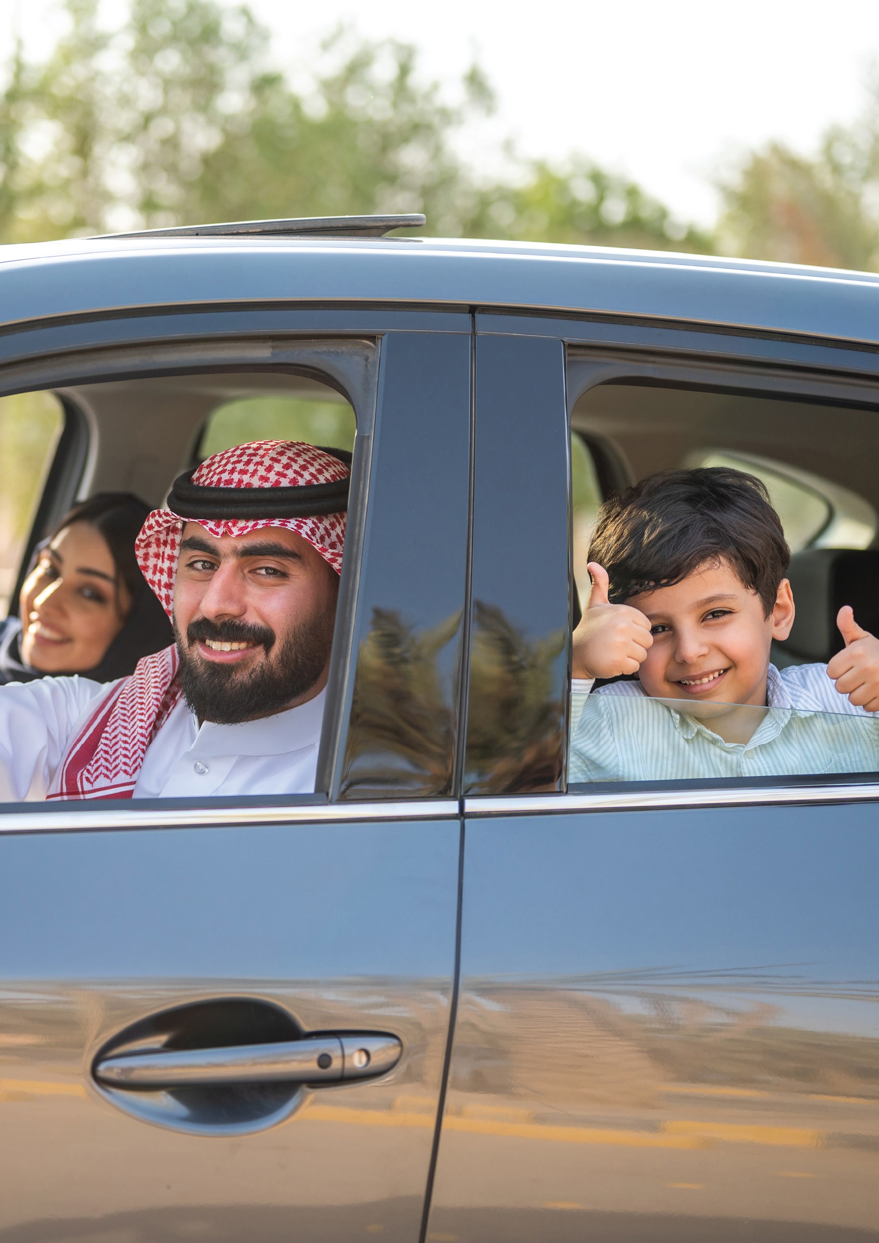 Coach explaining stuff to an athlete