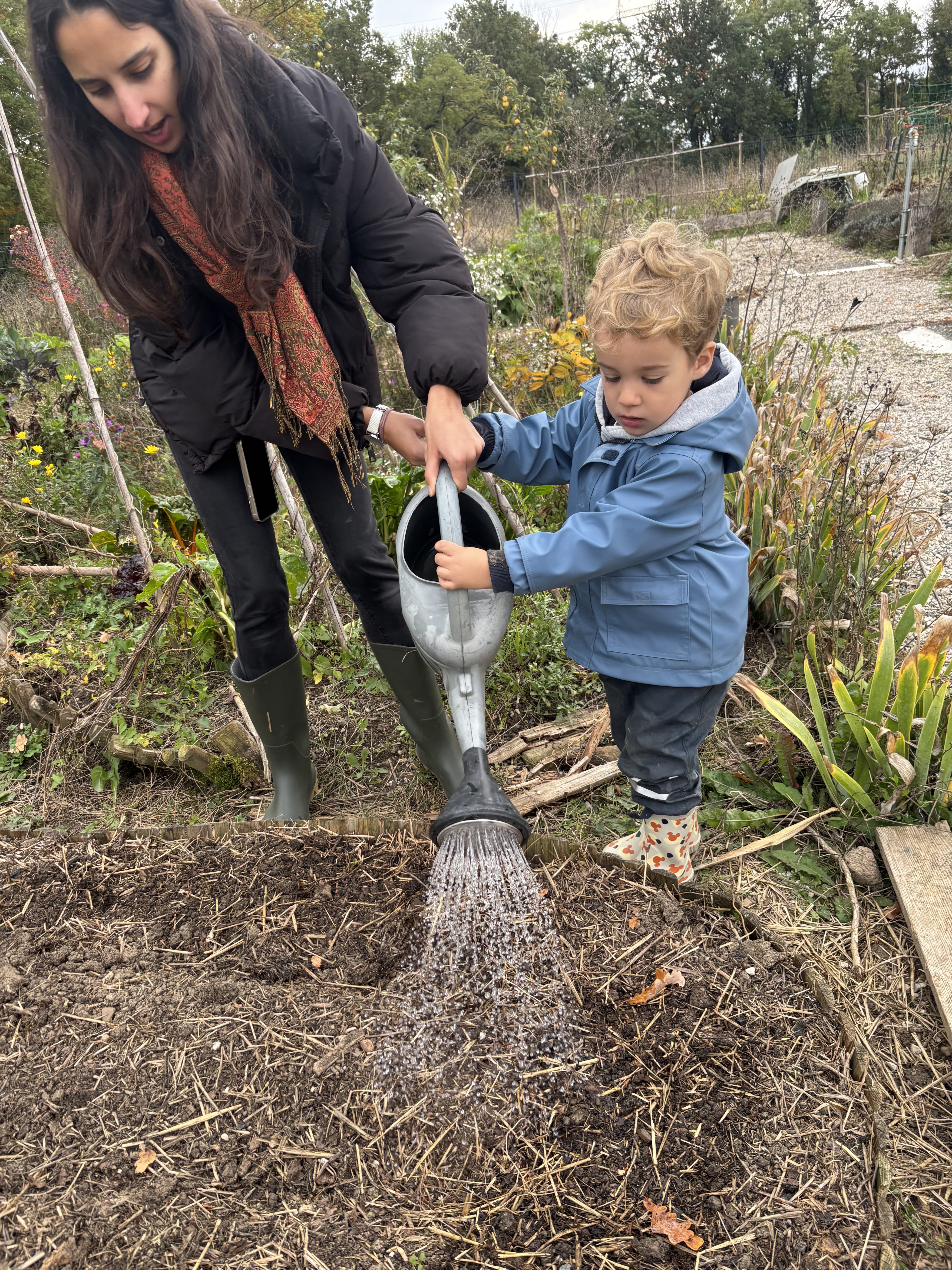 Performing arts Les Petits Polyglottes