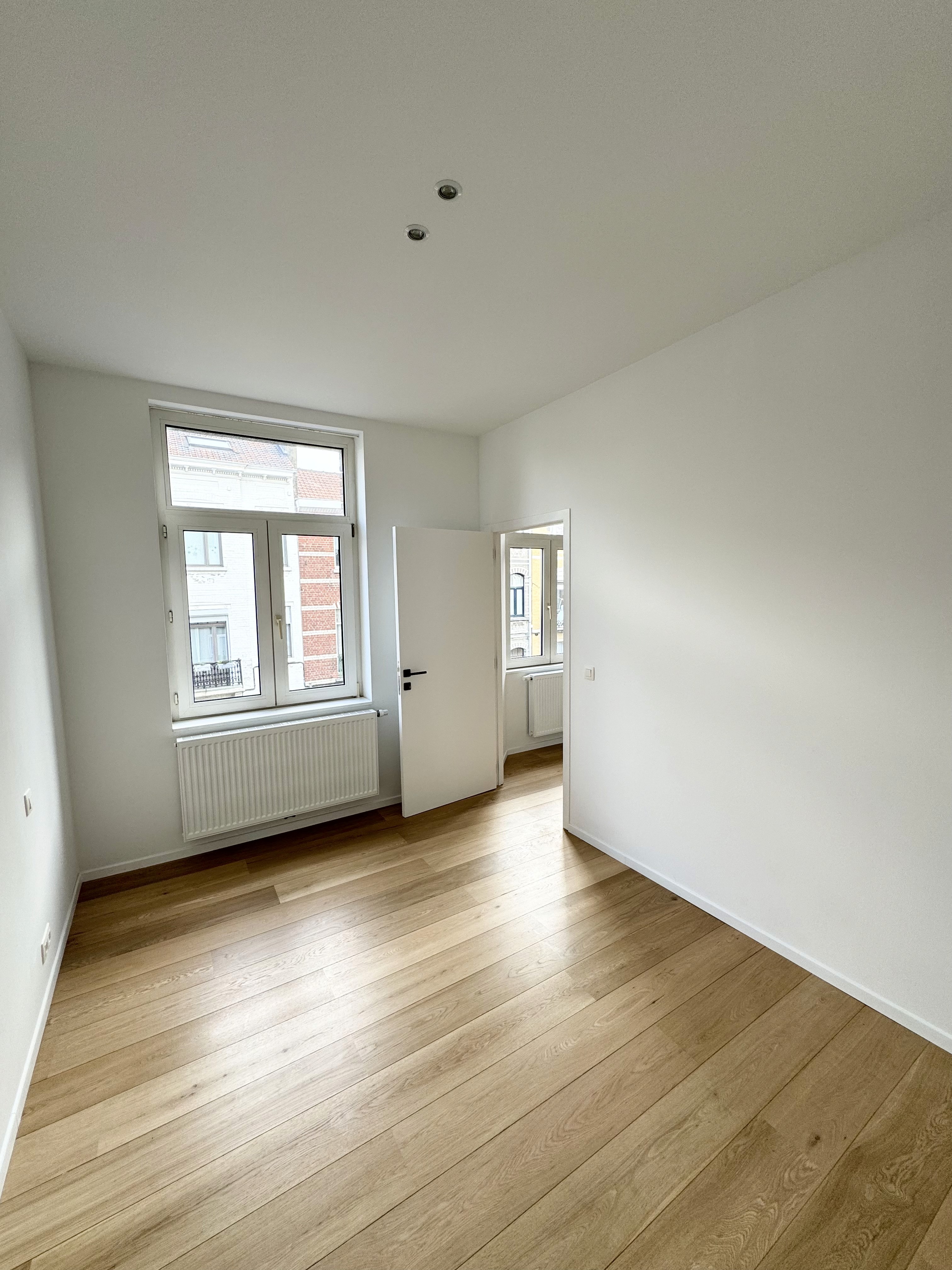 minimalist-living-room-inside-a-mediterranean-villa