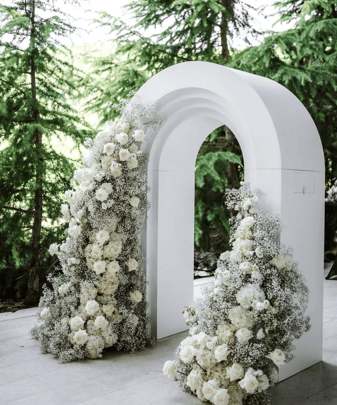 Decor elegant cu baloane pentru nuntă realizat de Deco Events by Anca