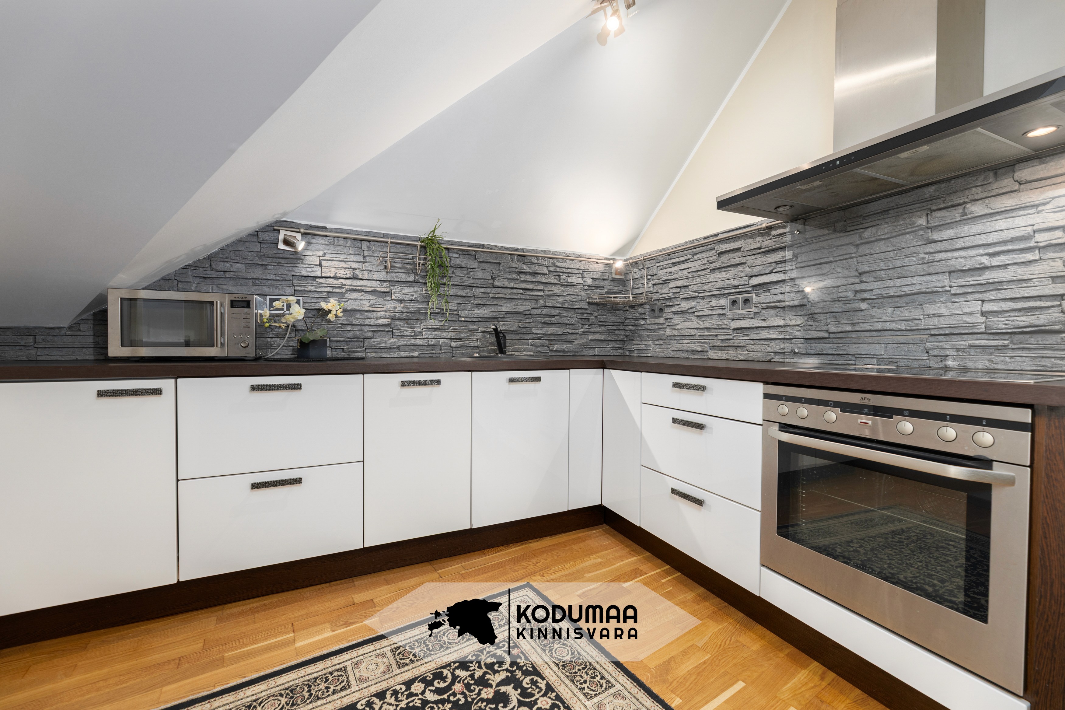 Kinnisvaramaakler Anete Ott - müügis olev kinnisvara