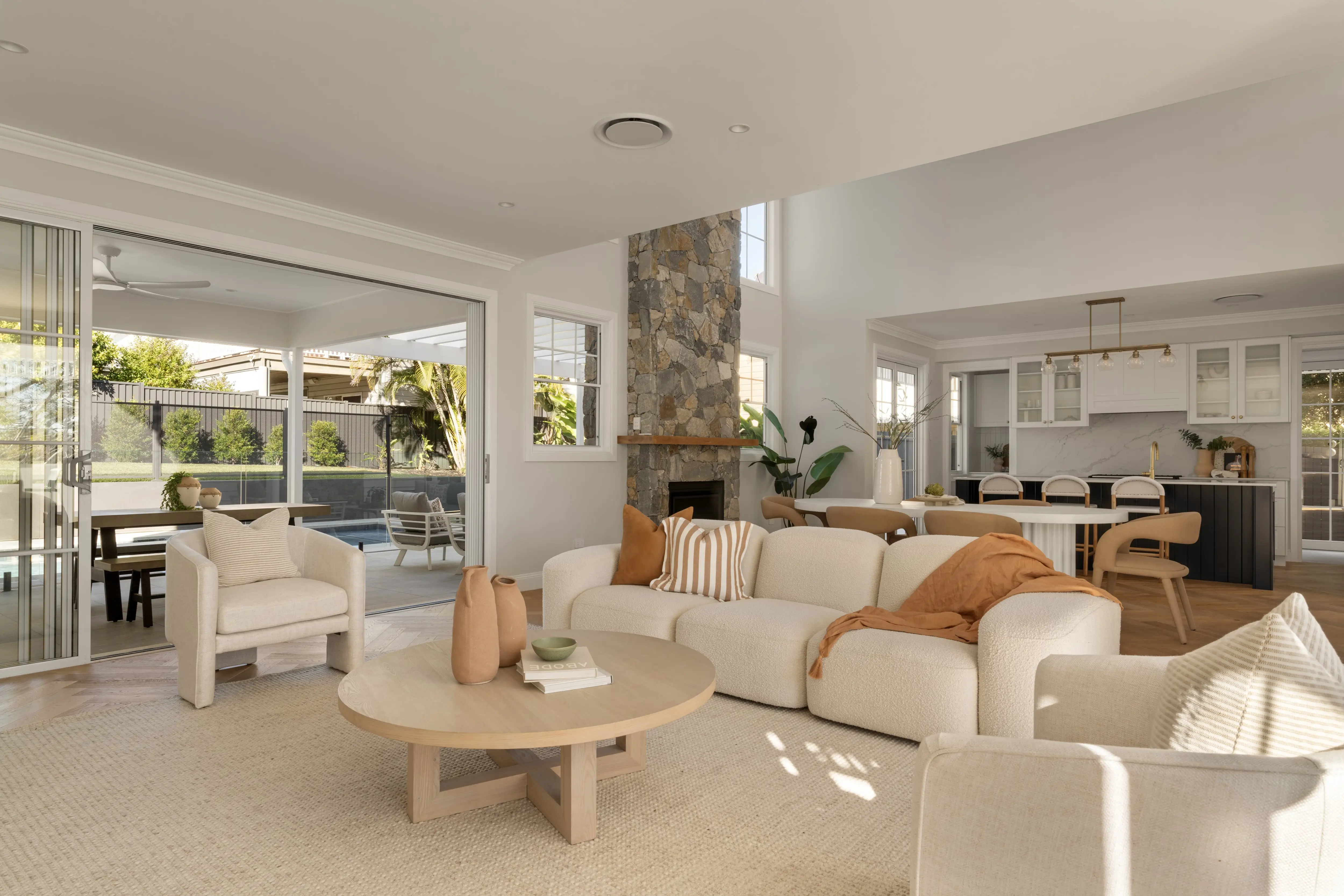 Modern open plan interior designed by Invilla Architecture