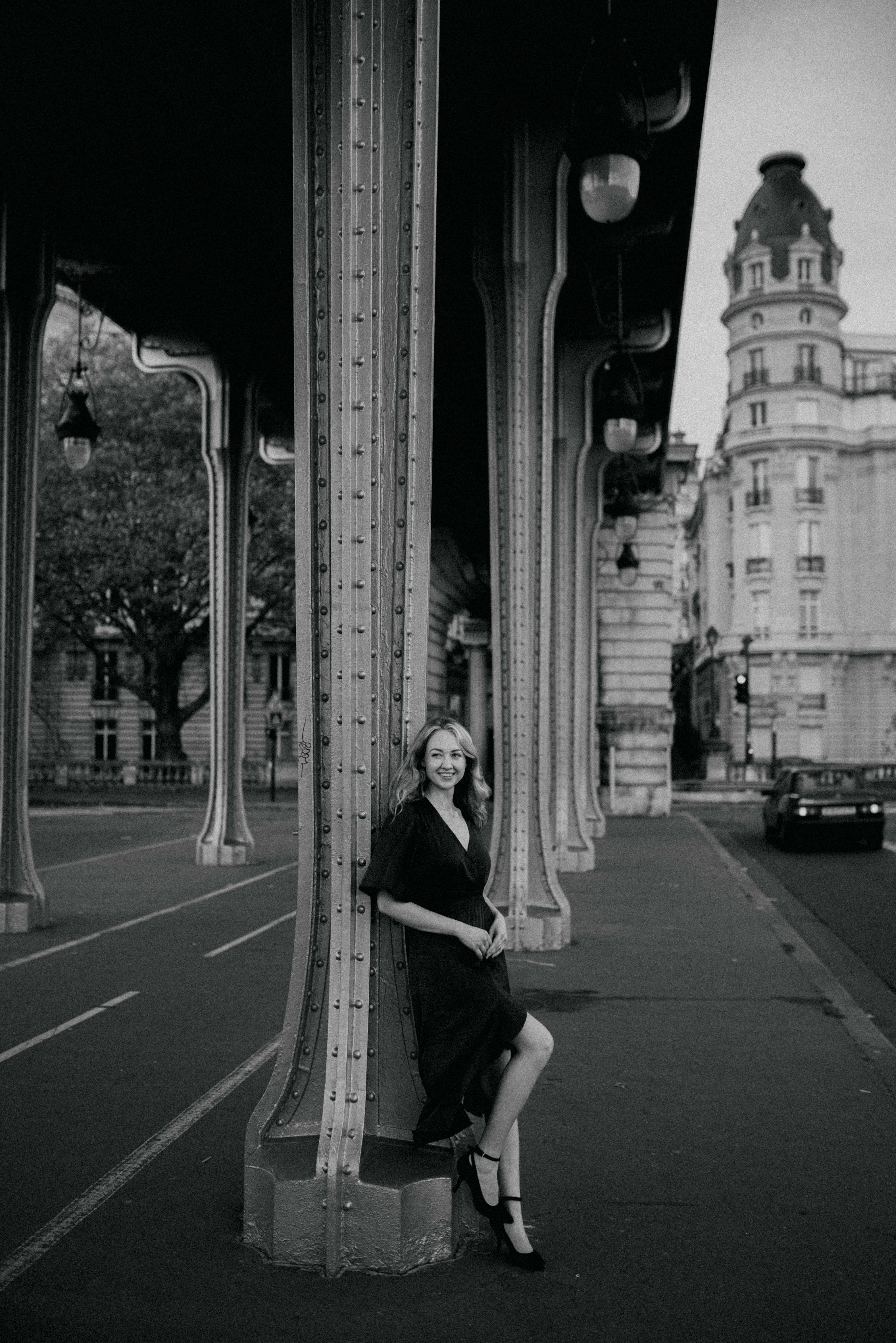 Paris Photographer - LeParisPro. Weddings, engagements, proposals, lifestyle and fashion photoshoots.