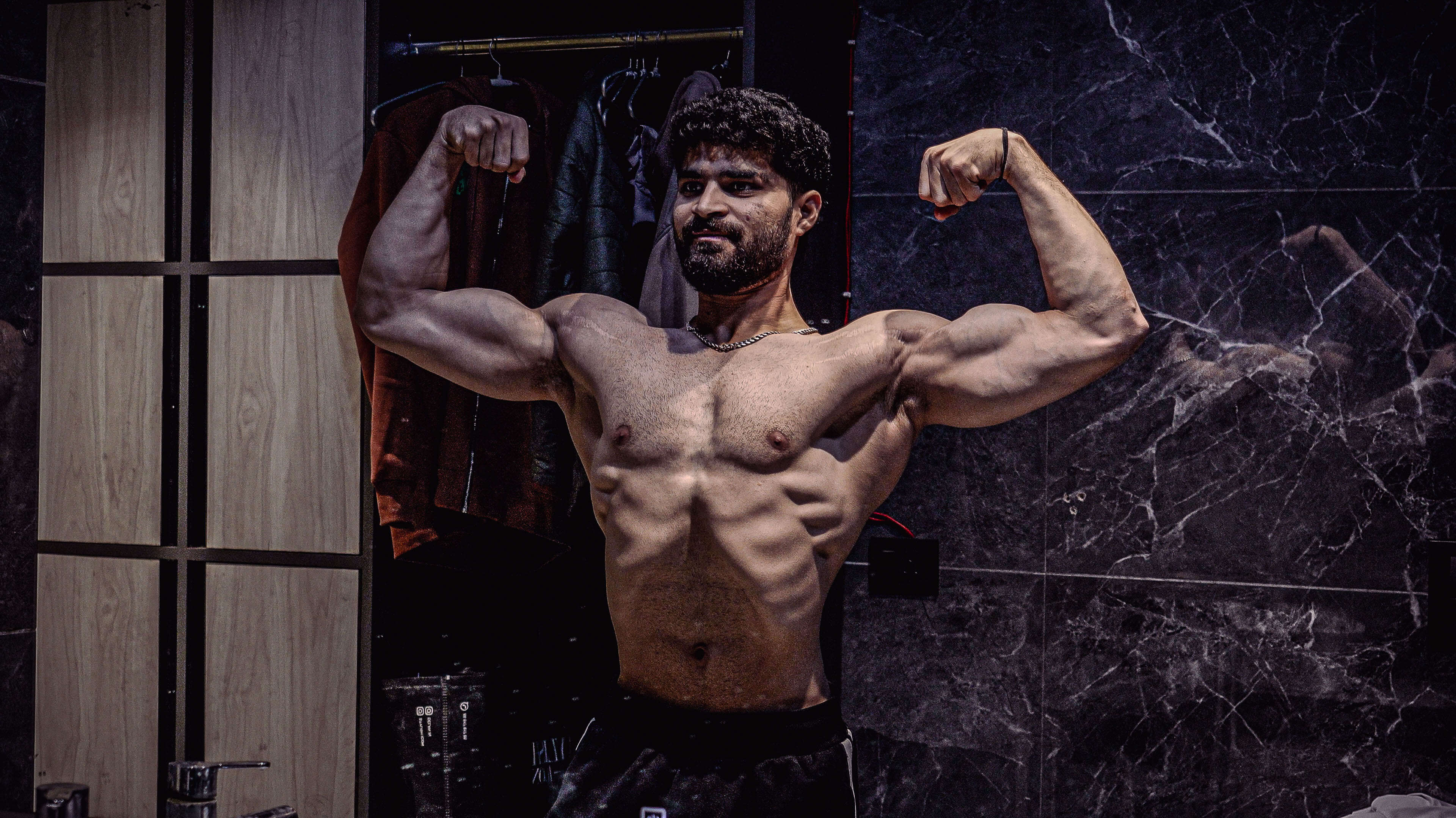 Coach explaining stuff to an athlete