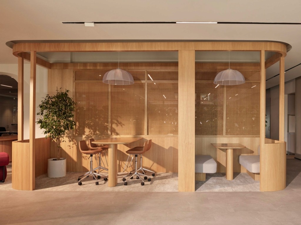 thiet-ke-phong-brainstorm