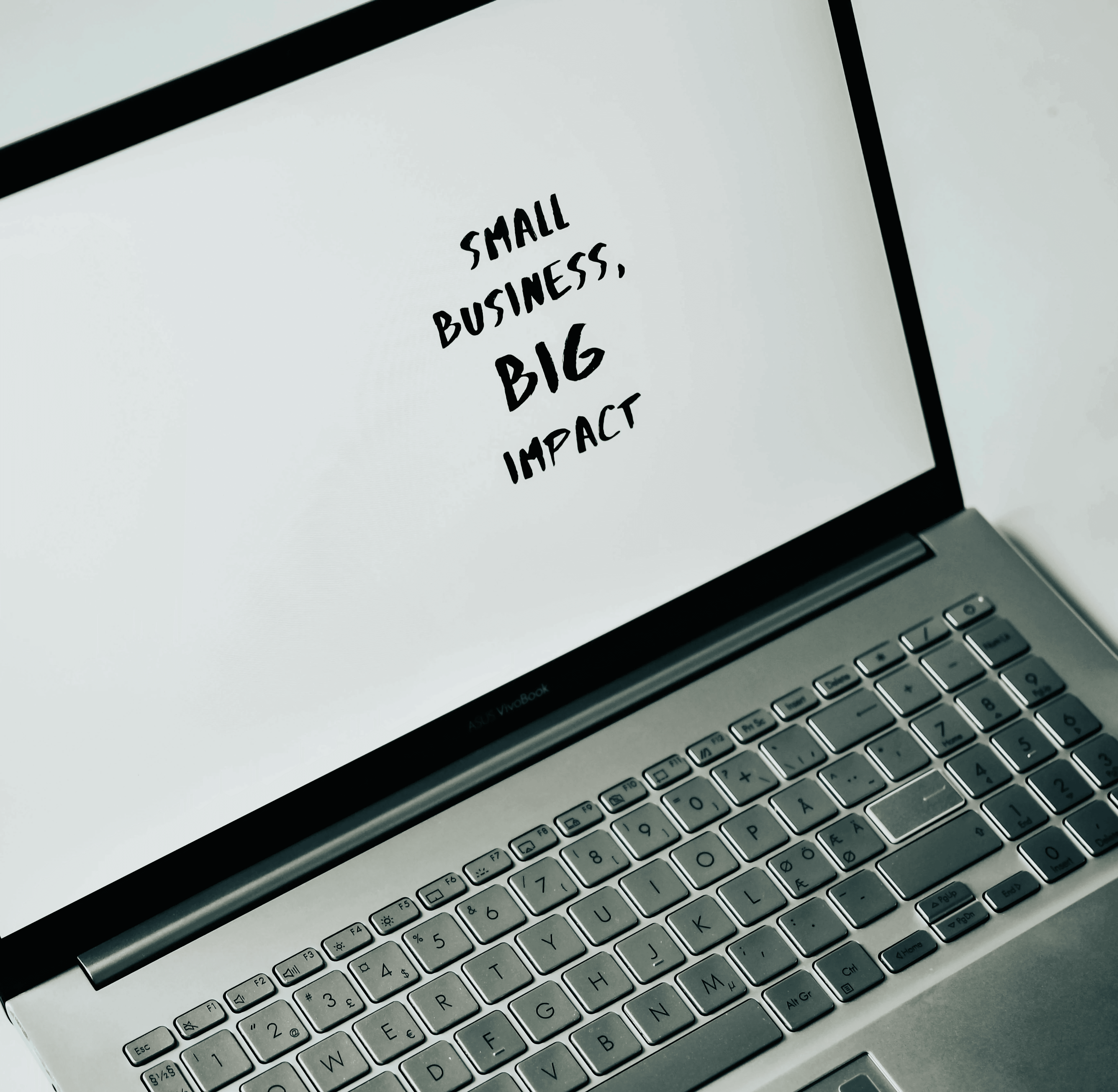 Photo of Hamza as a music producer