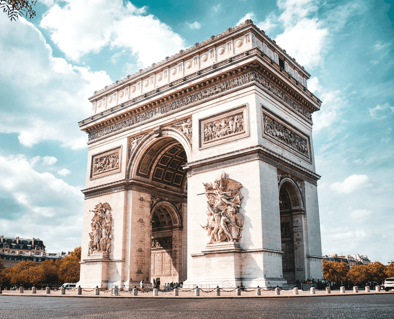 vue sur l'arc de triomphe à paris