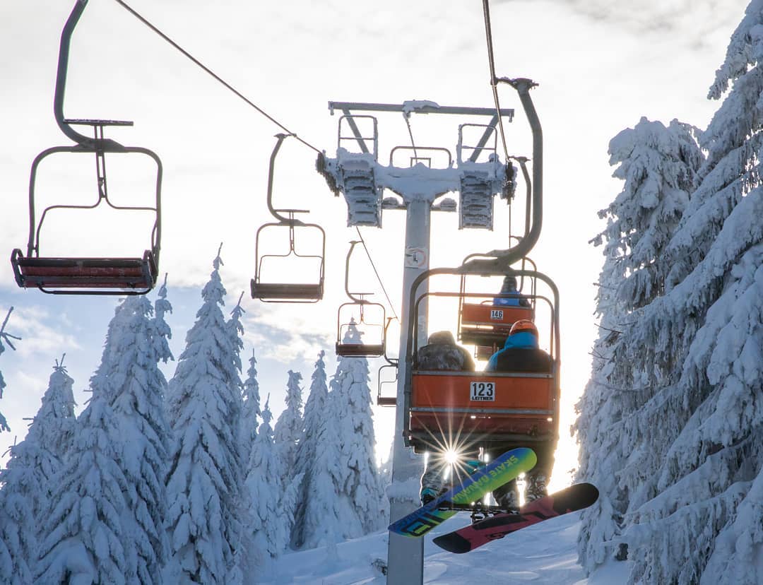 curs instructori acreditat snowboard si ski