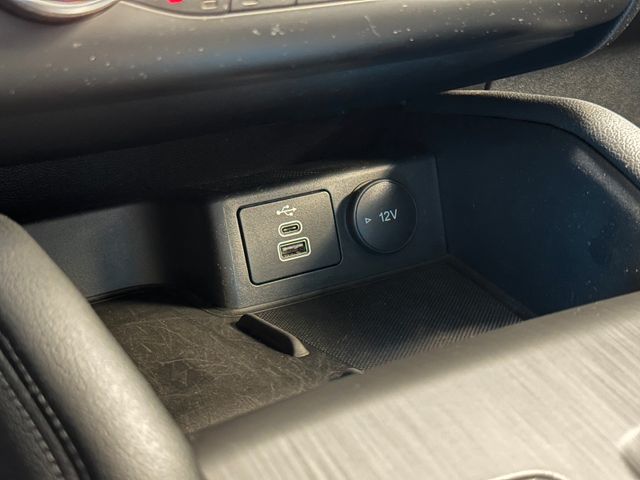 FORD Kuga 2022 RED Gebrauchtwagen - Galeriebild 22