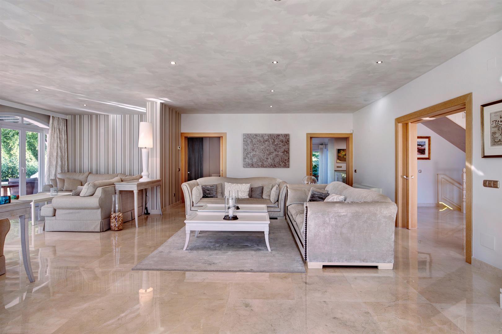 villa-santa-clara-pasku.co