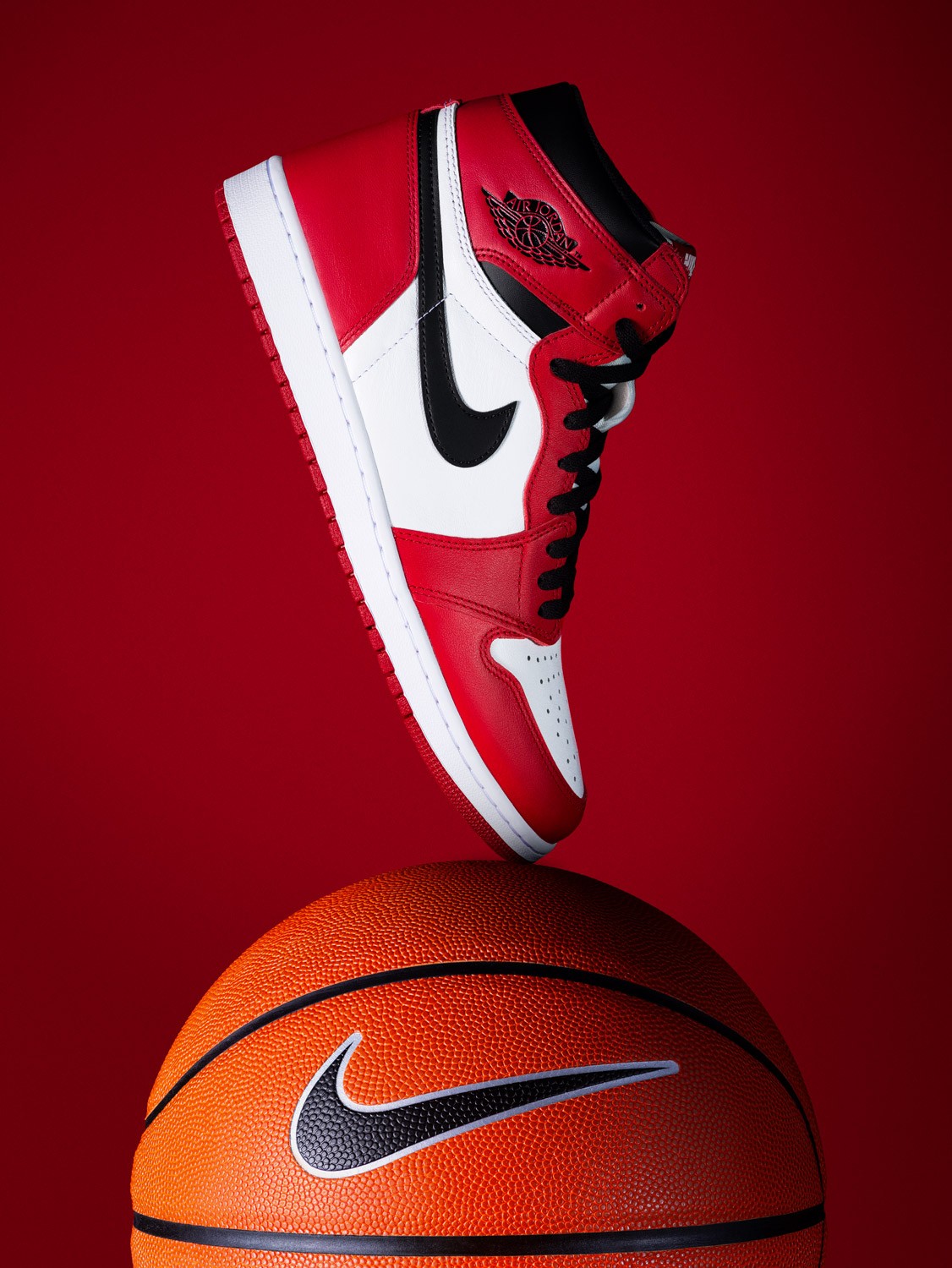 Dior Rouge Satin 999 lipstick photographer by Matthew Brown (London product photographer).