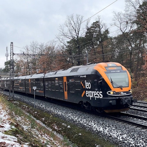 Vlak Leo Express