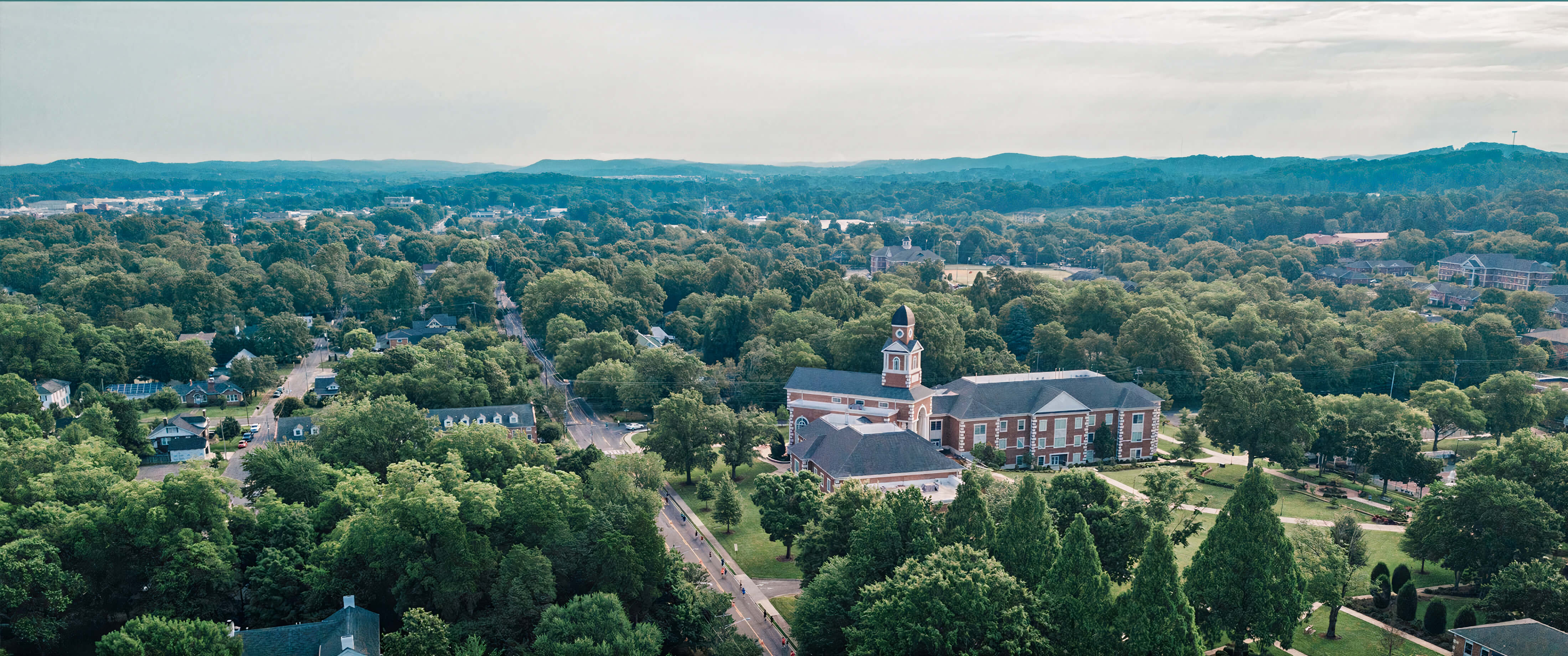 Discover the best roofing companies near you in Cleveland, TN. Trusted local roofers for top-quality services and competitive quotes.