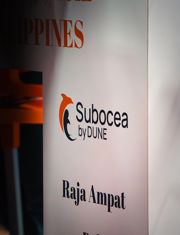 Sticker Subocea by Dune logo, lors du salon de la plongée de Paris.