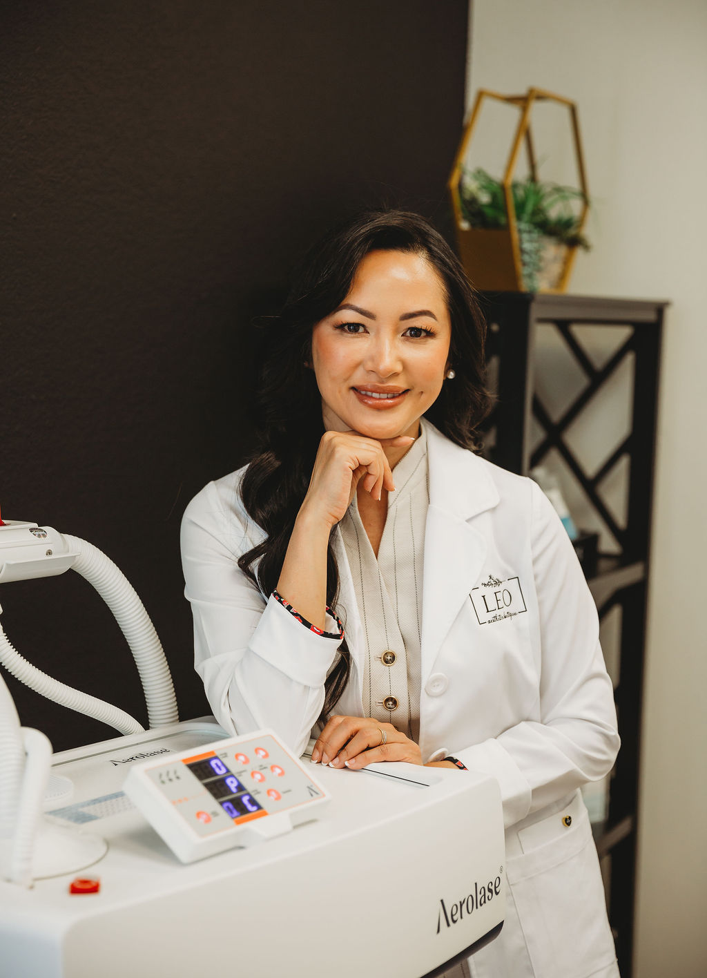 Trúc Rowe, RN