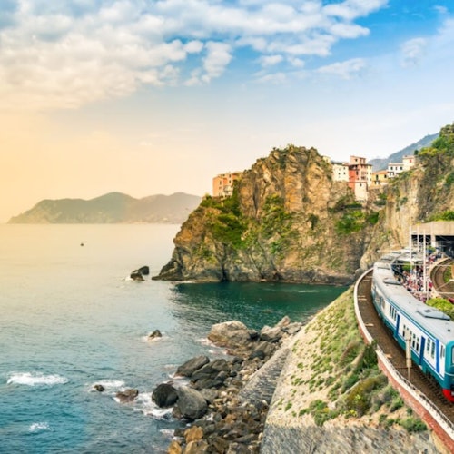 Cinque Terre Express: Biglietti del treno da/per La Spezia e Manarola