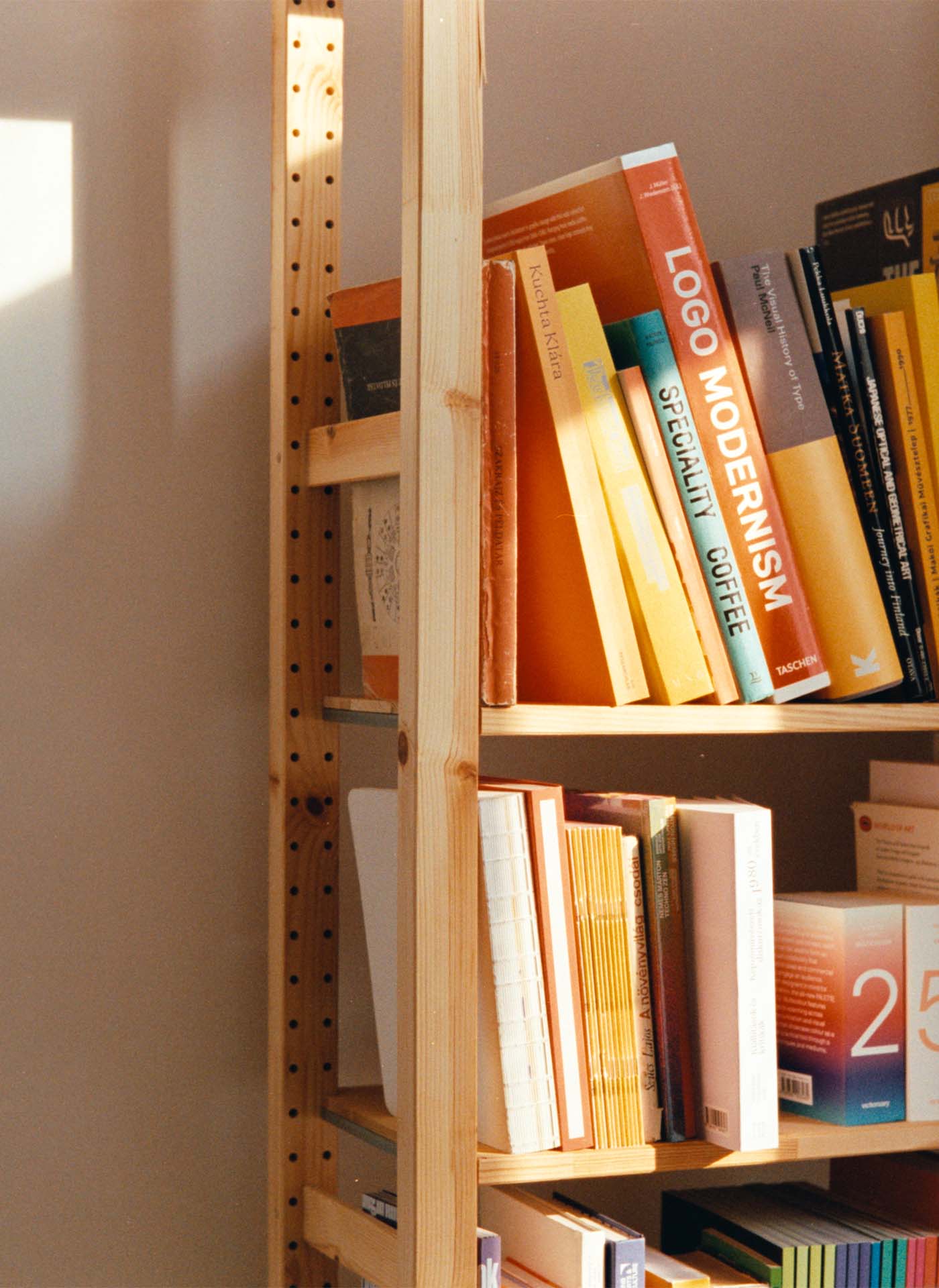 Marcell Kazsik's studio at Alkotmány street, Budapest