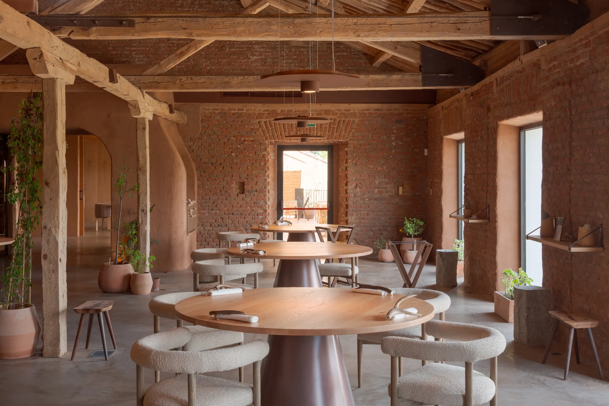 Proyecto Barro — Interiorismo restaurante gastronómico, SVK Ávila