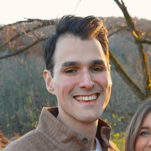 Portrait of Daniel Hayes, founder of EarlyBird.