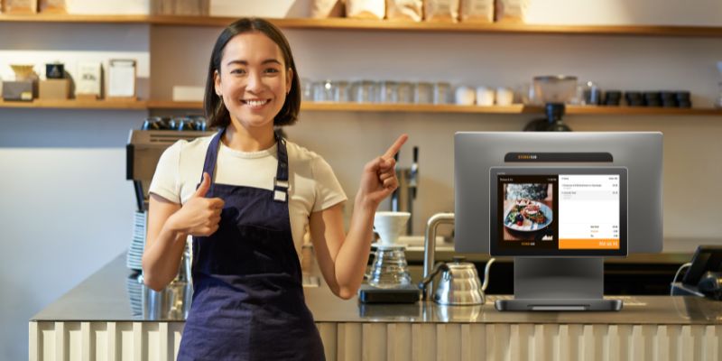 An F&B business owner with the StoreHub POS system