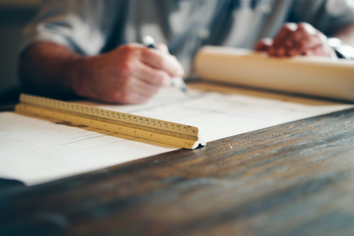 Процес креслення архітектурного проекту