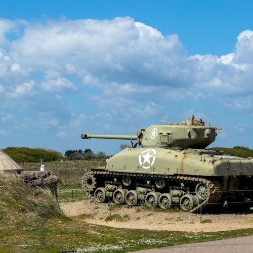 诺曼底：D日登陆之旅 + 贝叶旅游的美国公墓门票