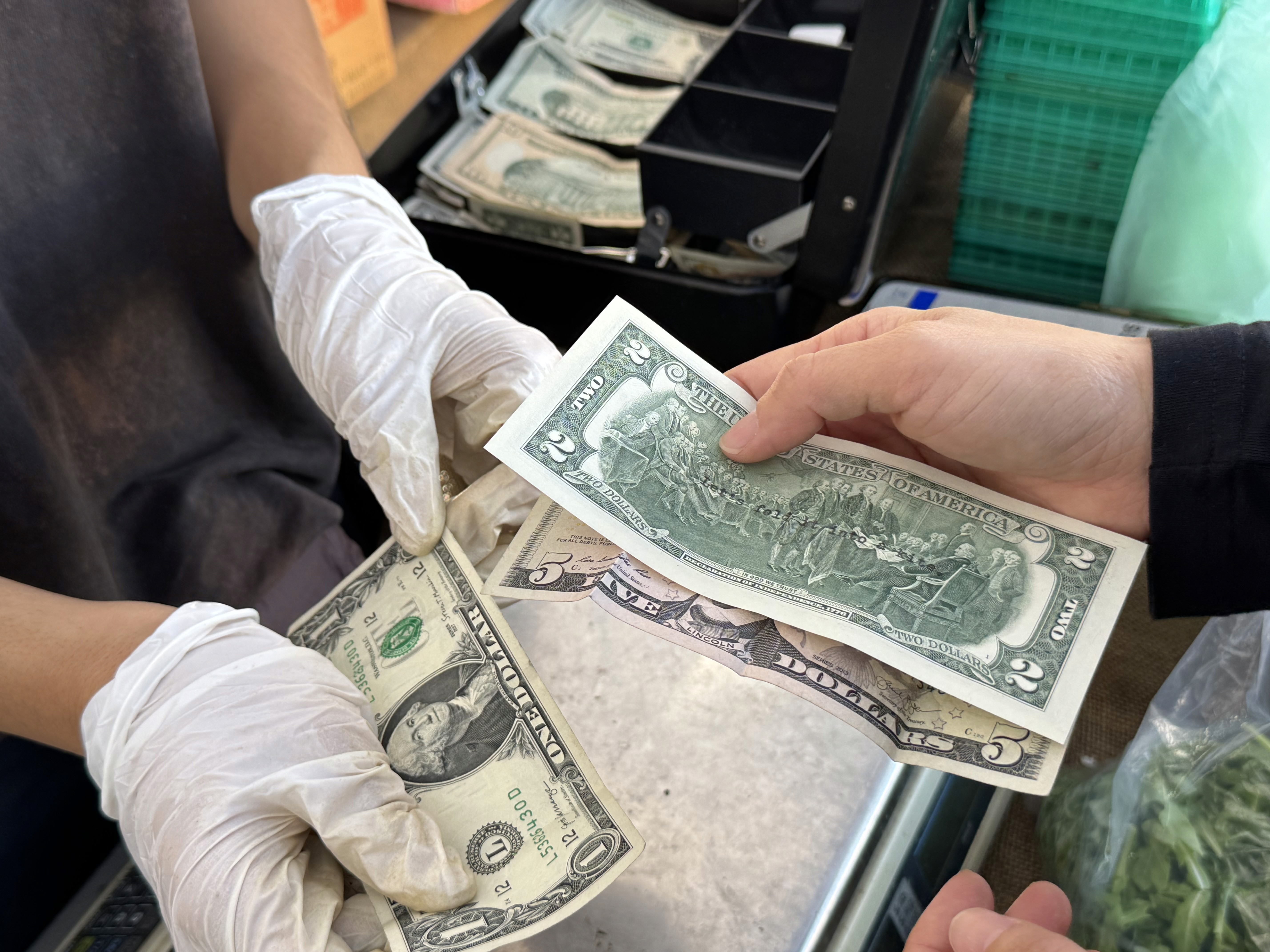 Note Passing, Fiona Yun-Jui Chang, Los Angeles, USA, uncommissioned, 2025