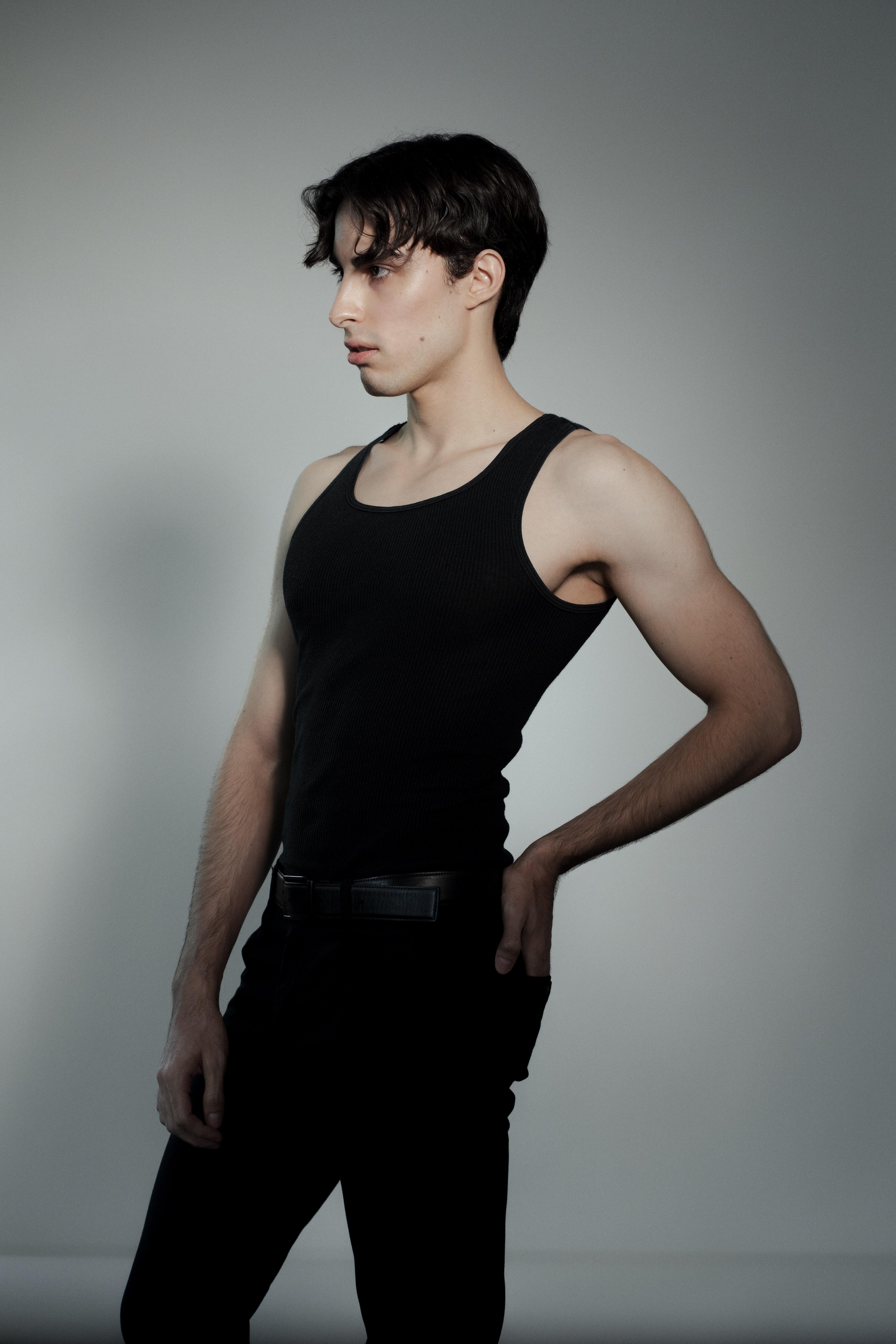 Mauricio Canales — 10