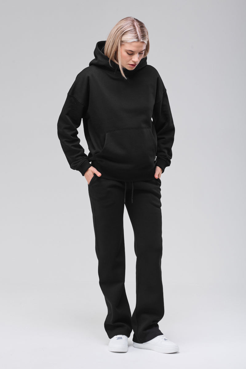 Angled front view, relaxed fit