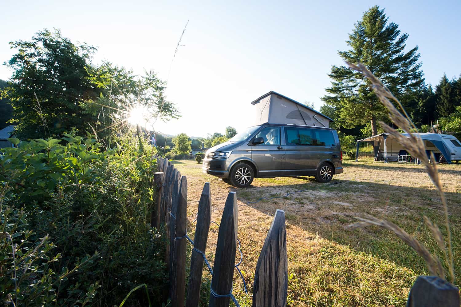 VW Van mit Sonnen Aufgang