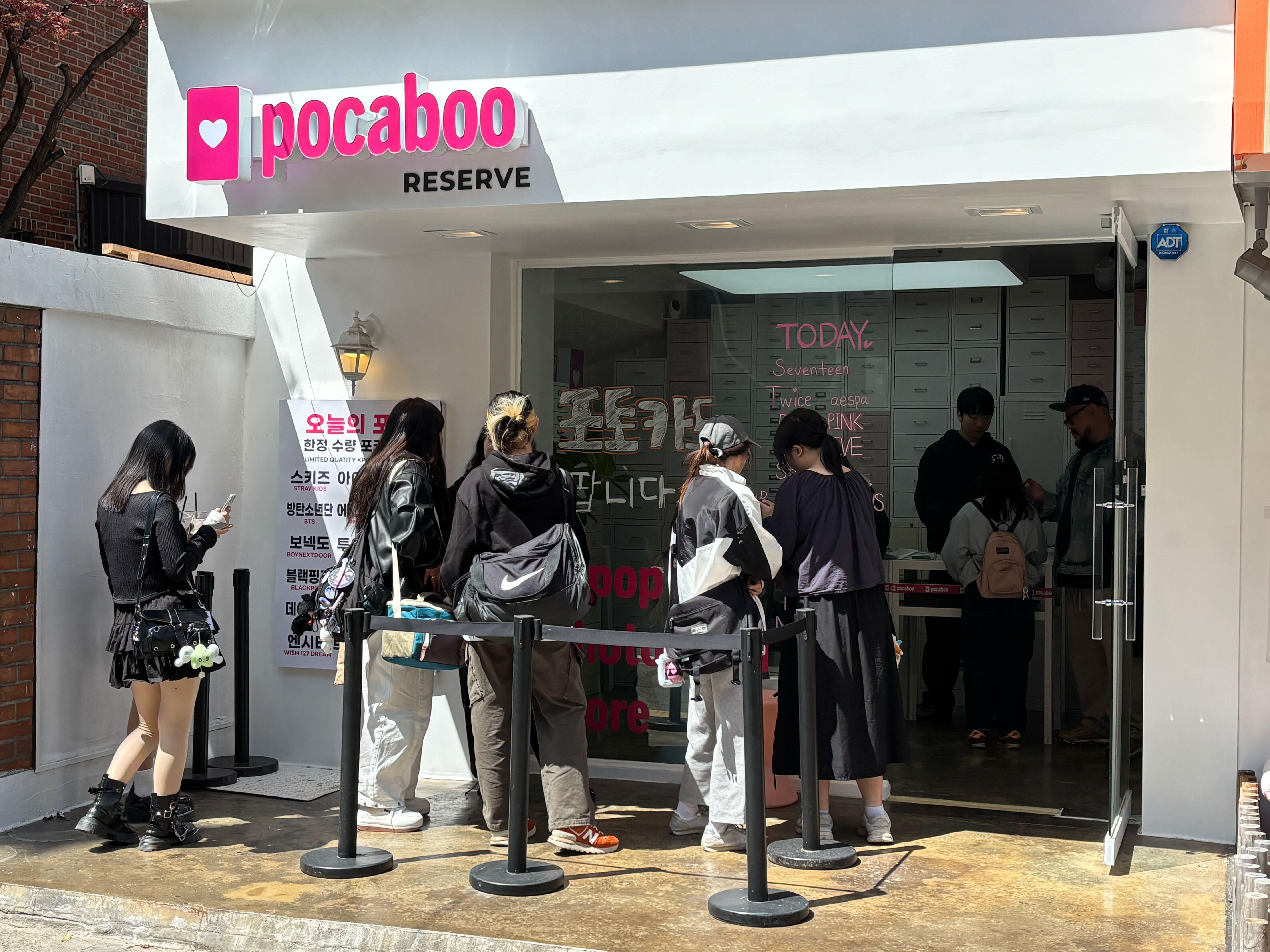 K-pop photocard wholesale bulk