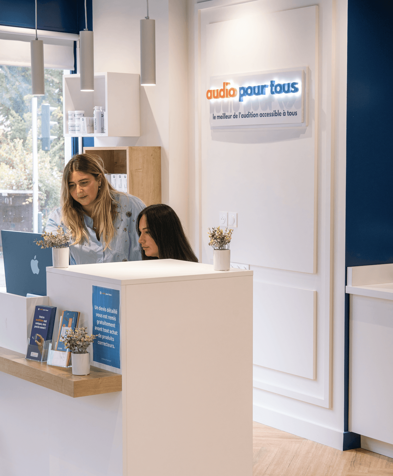 Rejoindre notre enseigne, ce n’est pas simplement trouver un job. C’est intégrer un réseau à taille humaine, où chaque collaborateur a un rôle clé à jouer et un impact réel sur la qualité de vie des patients. Vous recherchez un environnement dynamique et stimulant, où vous pouvez évoluer, être écouté et vous investir dans une véritable mission de santé ?  Bienvenue chez Audio Pour Tous.