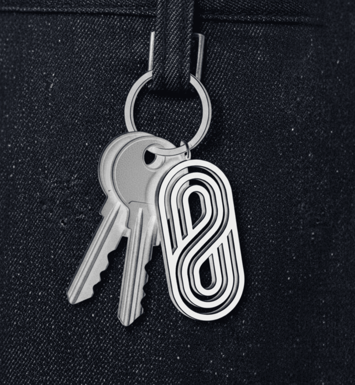 Product packaging design for Maison MANAO with copper-toned pump bottle and minimalist branding.