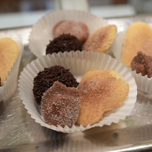 Tasting portion of participating pastry store