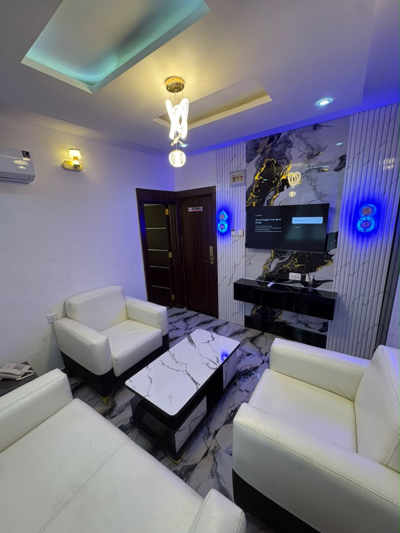Authentic Exclusive Gold Coast Hotel & Suites photograph