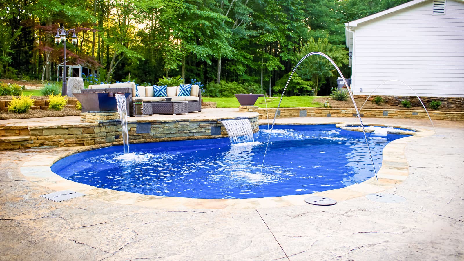 Backyard Lounge with Pergola