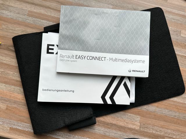 RENAULT Express 2023 WHITE Gebrauchtwagen - Galeriebild 19